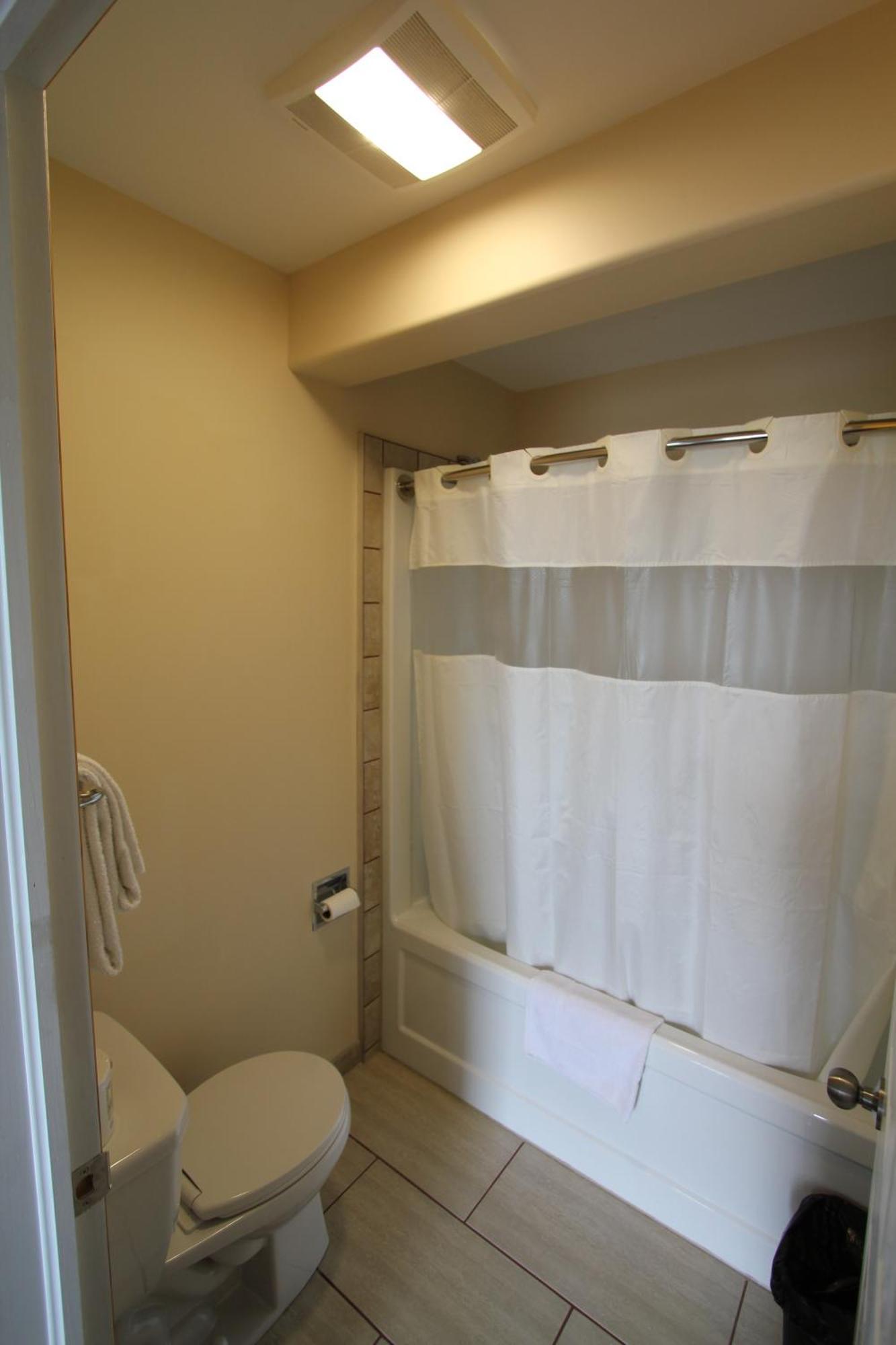 Masterson'S Motel Greater Napanee Ruang foto