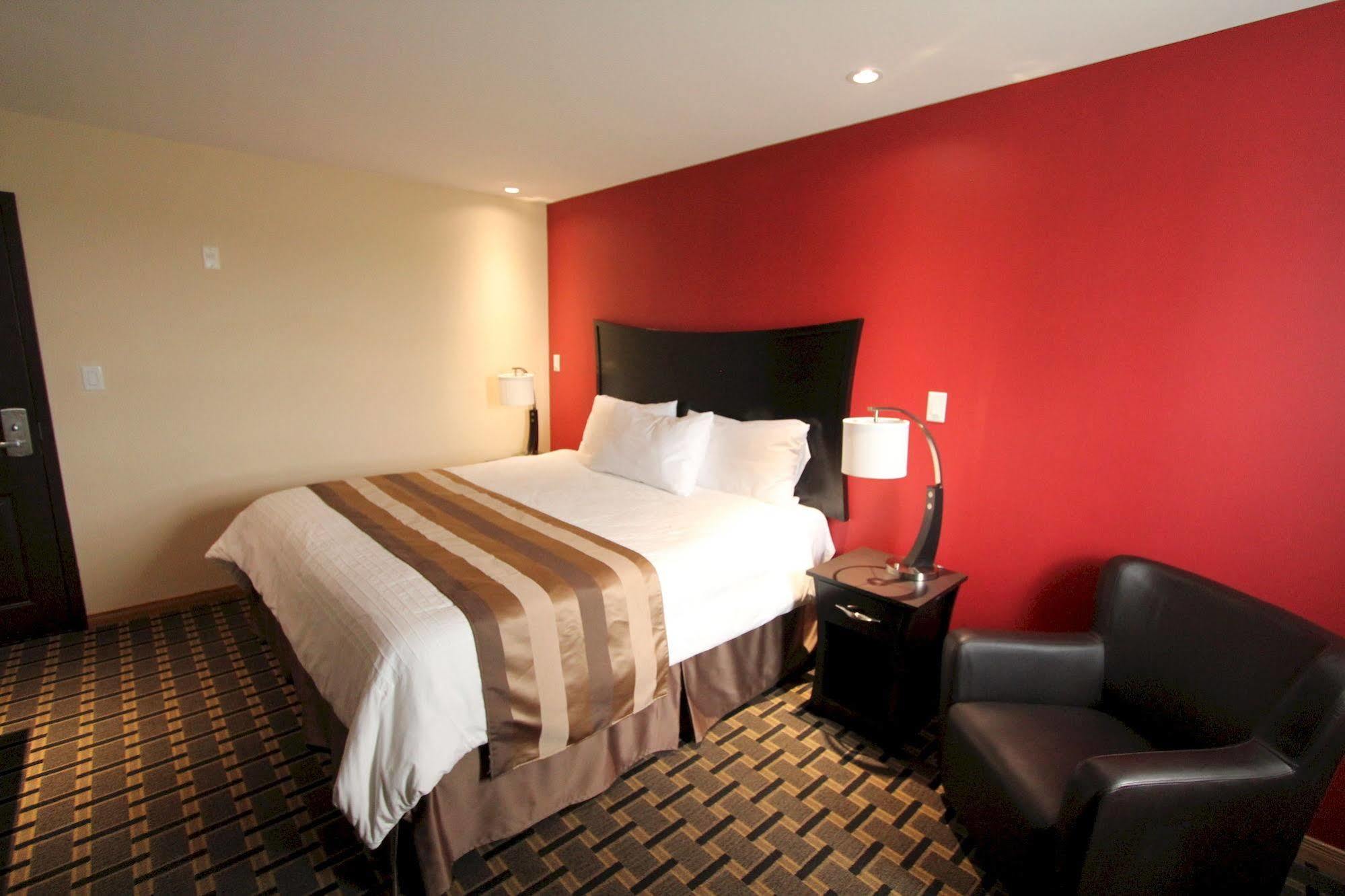 Masterson'S Motel Greater Napanee Bagian luar foto